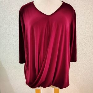 Catherine's Blouse, Size 2X. Well Design to Cover Stomach Area